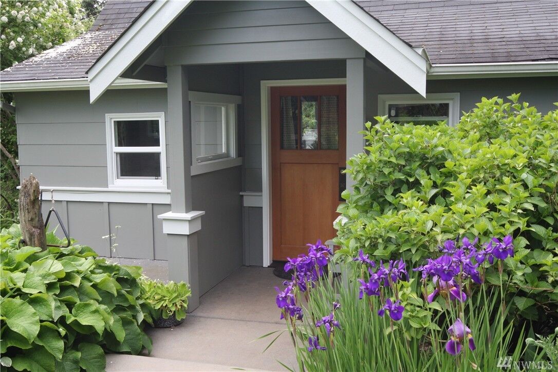 Property Photo:  6022 N Star Rd  WA 98248 