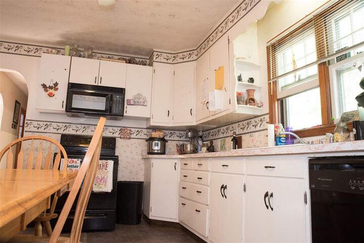 Property Photo:  238 S Lincoln Street  NH 03103 