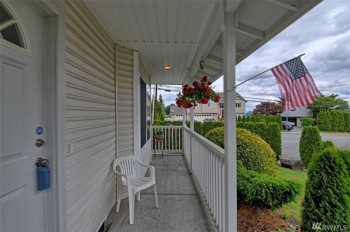 Property Photo:  11602 51st Dr SE  WA 98208 