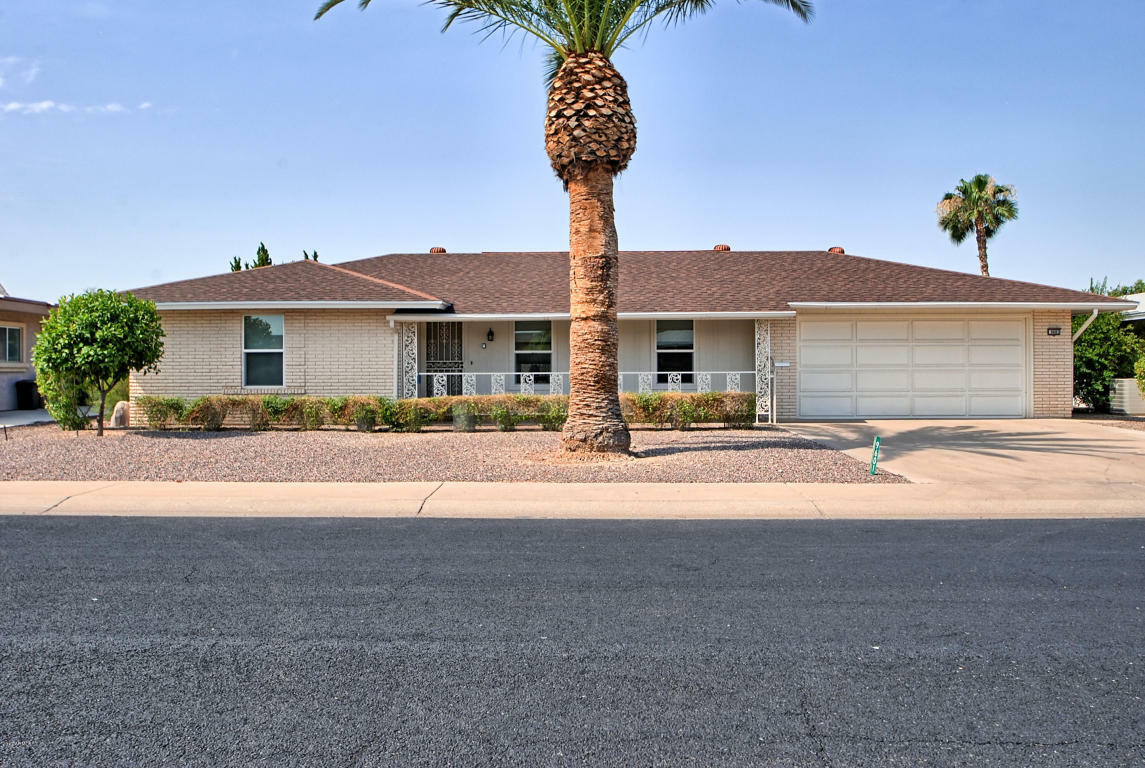 Property Photo:  9601 W Glen Oaks Circle  AZ 85351 