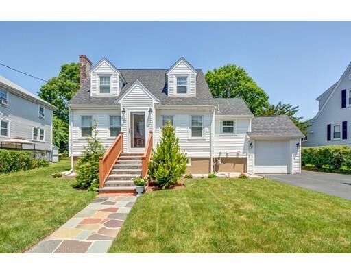 Property Photo:  10 Denmark Ave  MA 02186 