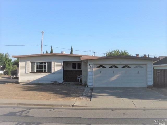 Property Photo:  390 E Pacific Avenue  CA 94533 