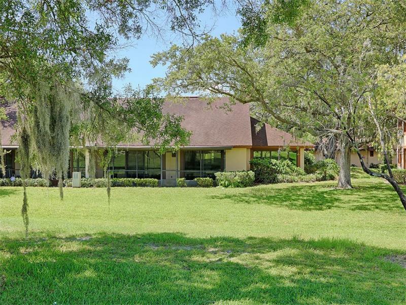 Property Photo:  8205 Bardmoor Place 101C  FL 33777 