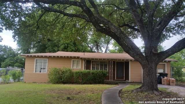 Property Photo:  302 Westhill Pl  TX 78201 