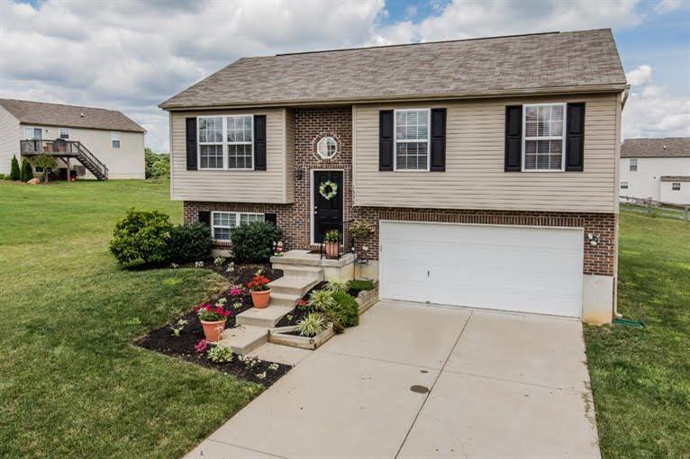 Property Photo: 1338 Lismore Court KY 41051
