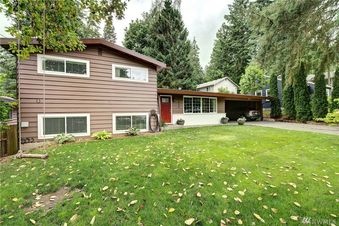 Property Photo:  1635 NE 186th St  WA 98155 