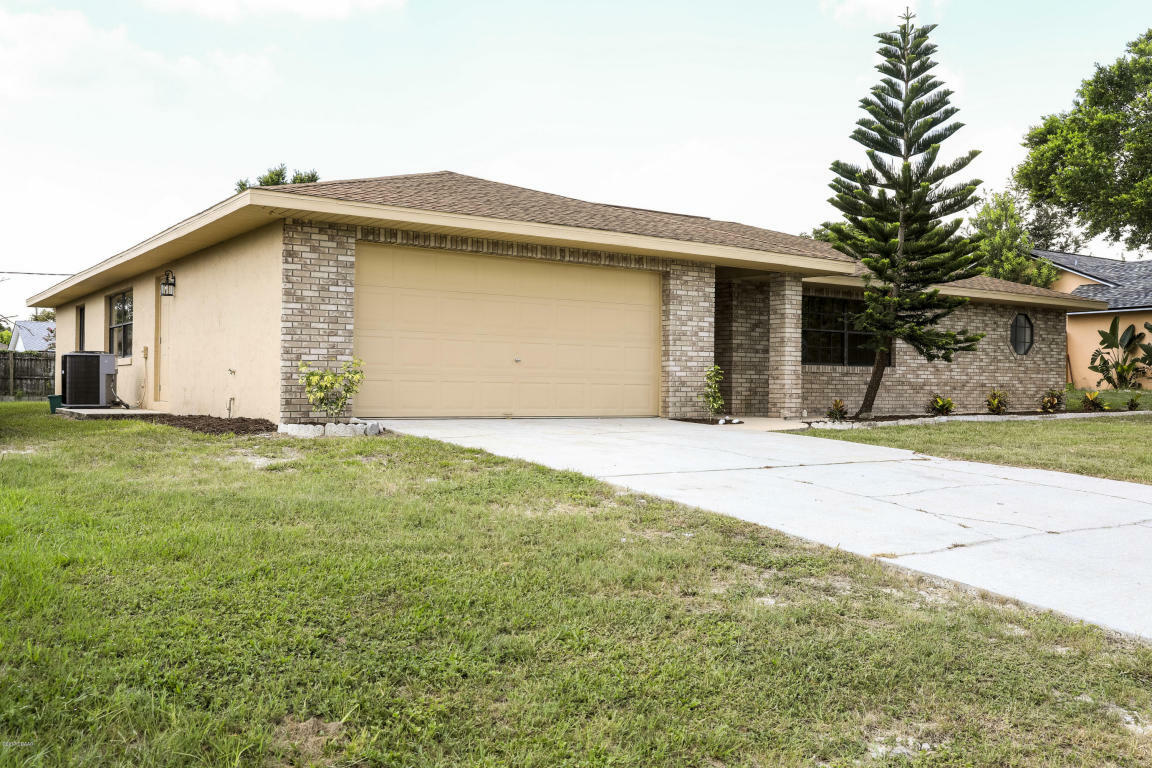 Property Photo:  2359 Belen Drive  FL 32738 