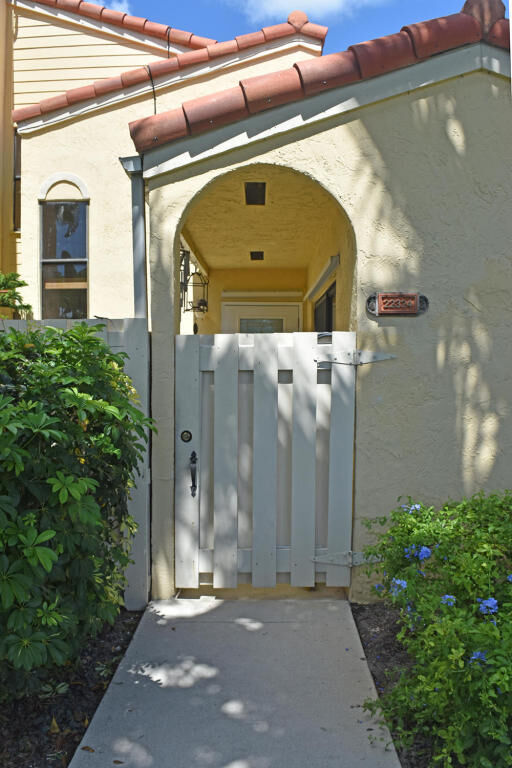 Property Photo: