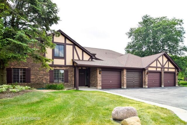 Property Photo:  1780 Gloucester Court D  IL 60187 