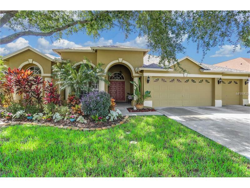 Property Photo: 18103 Royal Forest Drive FL 33647