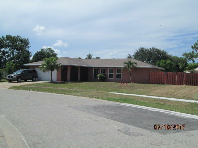 Property Photo:  4785 Foxwood Circle  FL 33417 