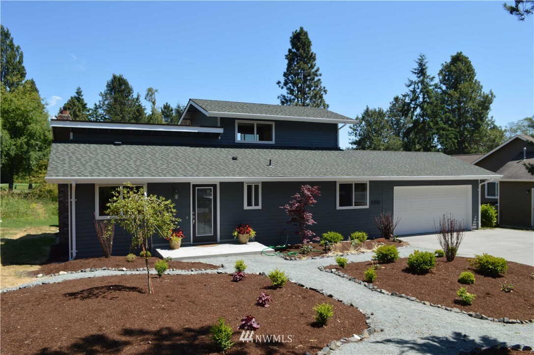 Property Photo:  2572 Hillis Drive  WA 98260 