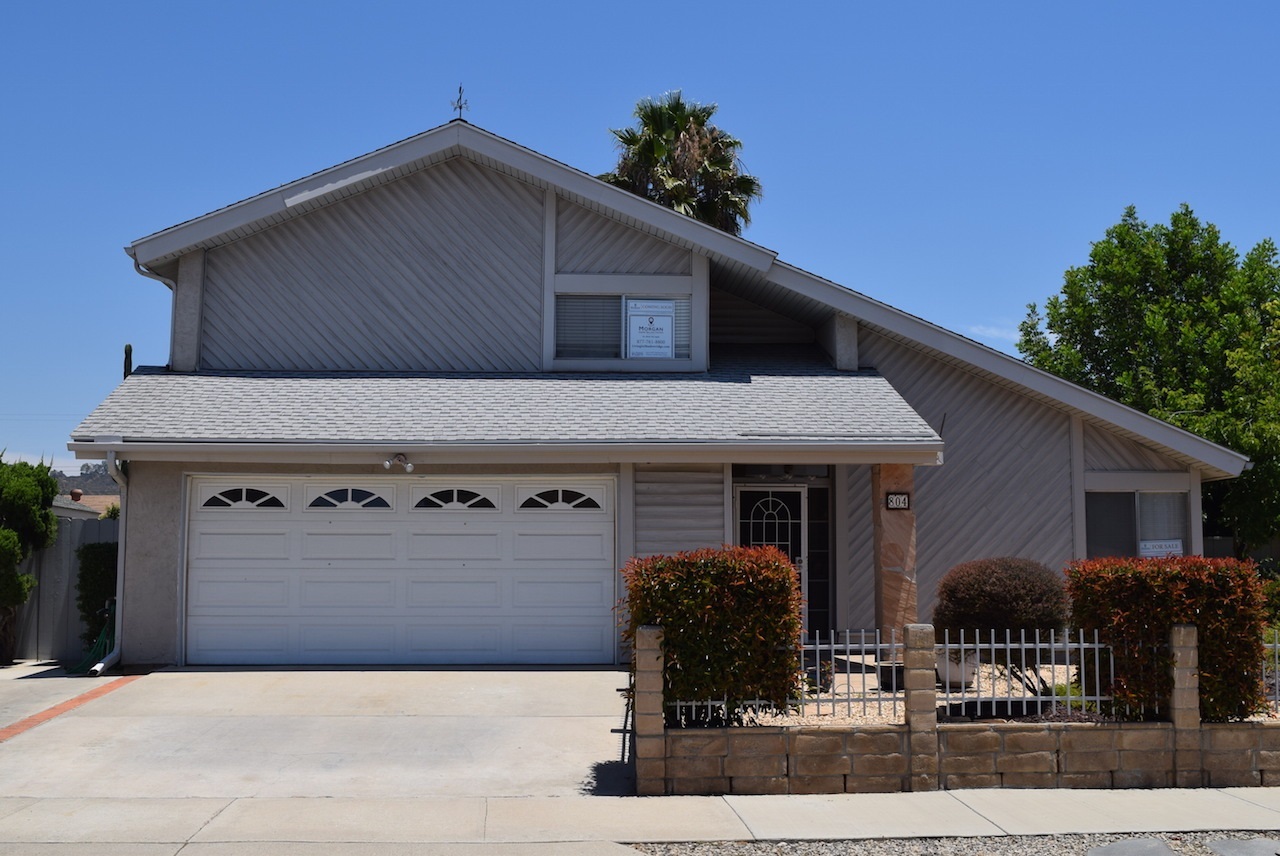 Property Photo:  804 Sumac Pl  CA 92027 