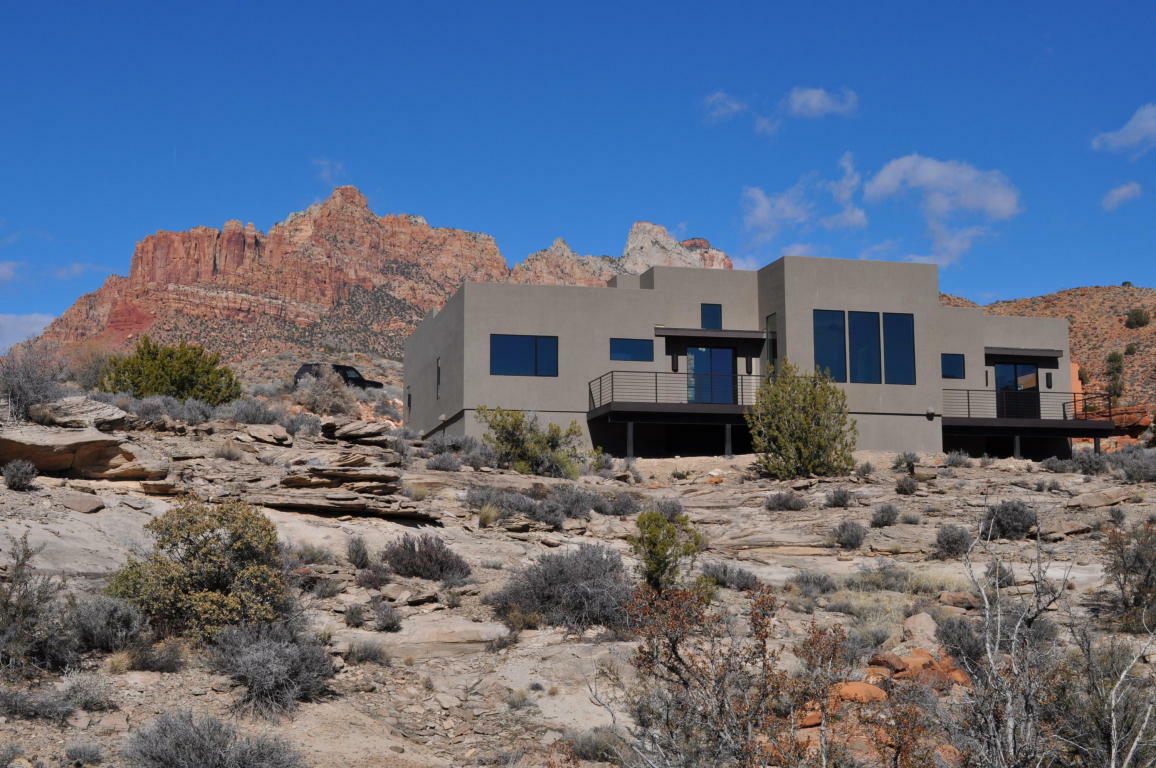 Property Photo:  2704 Hopi Circle  UT 84767 