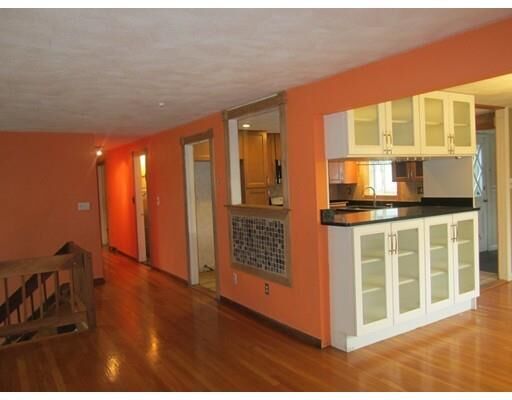 Property Photo:  7 Holly Ln  MA 02368 