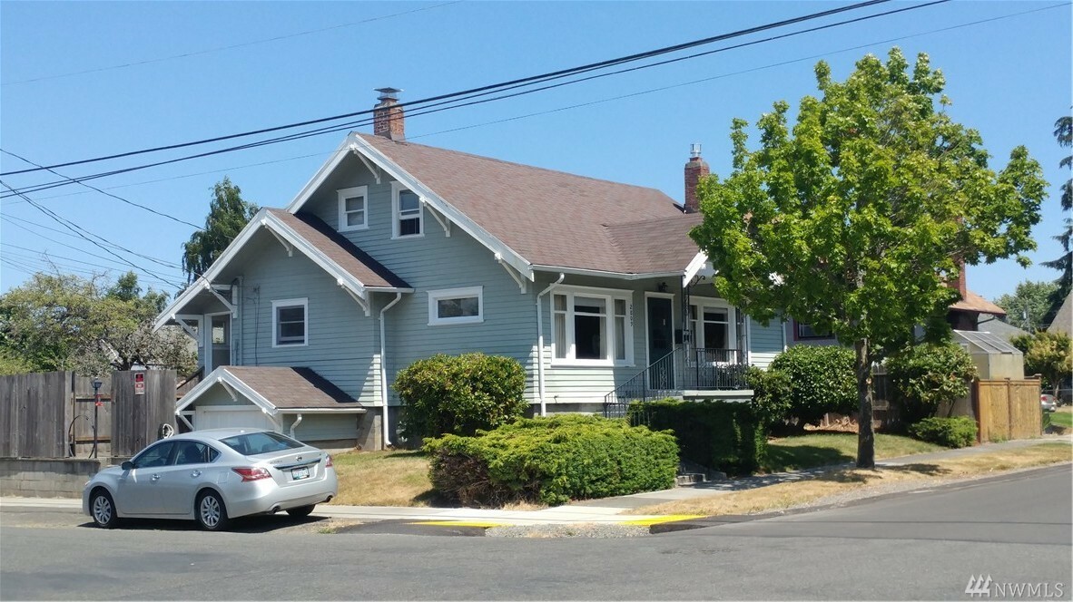Property Photo: 2809 N 11th St WA 98406