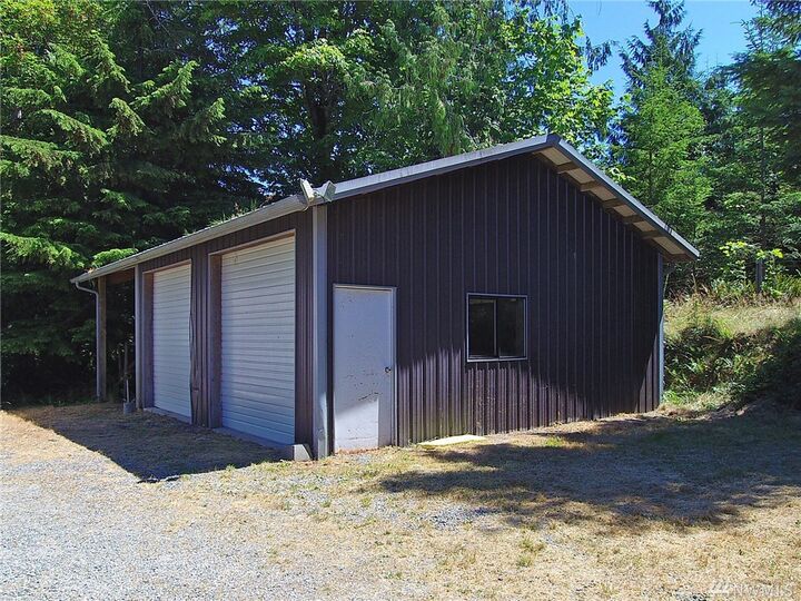 Property Photo:  1405 Monroe Rd  WA 98362 