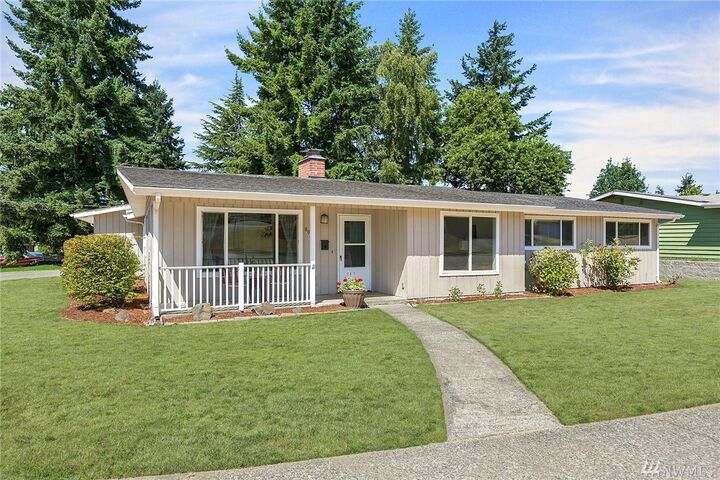 801 Jefferson Ave NE  Renton WA 98056 photo