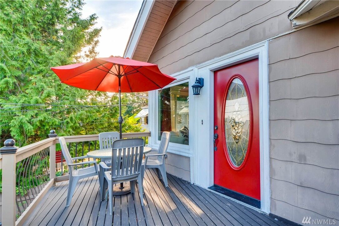 Property Photo: 108 NW 53rd Street WA 98107