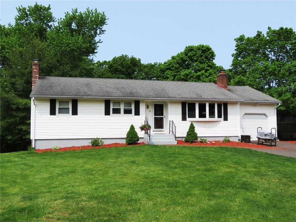Property Photo: 92 Old Musket Drive CT 06111