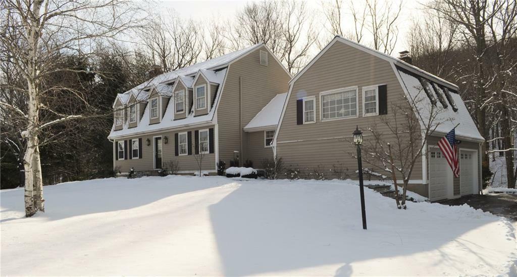 Property Photo:  10 Concord Ridge Road  CT 06470 