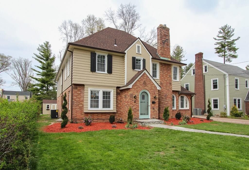 Property Photo:  12 Pine Road  CT 06119 