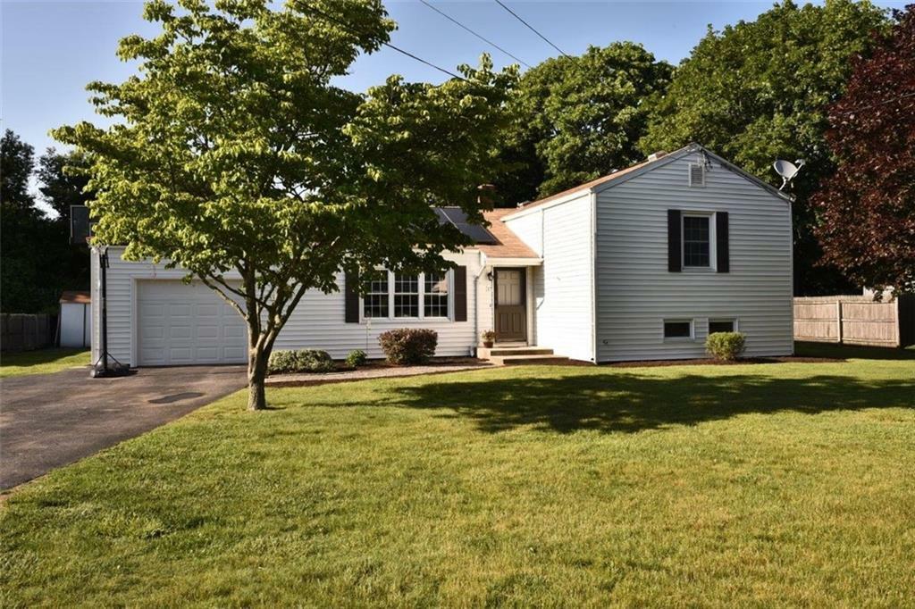 Property Photo:  17 Deerfield Road  CT 06385 
