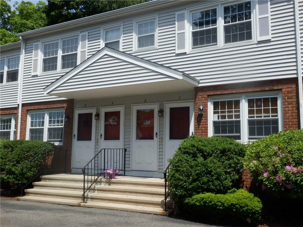 Property Photo:  310 Booth Street R  CT 06614 