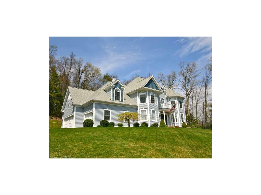 Property Photo: 86 Bridgewater Drive CT 06001