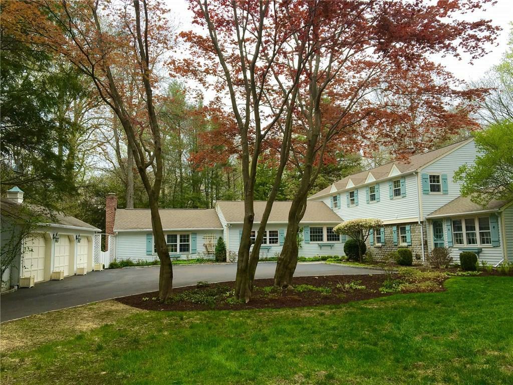 Property Photo:  15 Timber Lane  CT 06880 