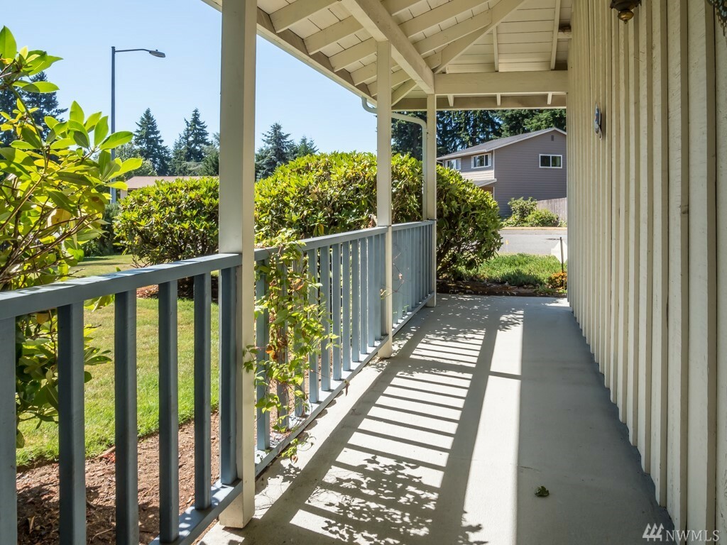 Property Photo:  12220 NE 140 St  WA 98034 