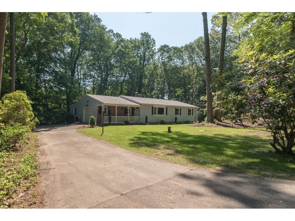 Property Photo:  17 Dogwood Lane  CT 06443 