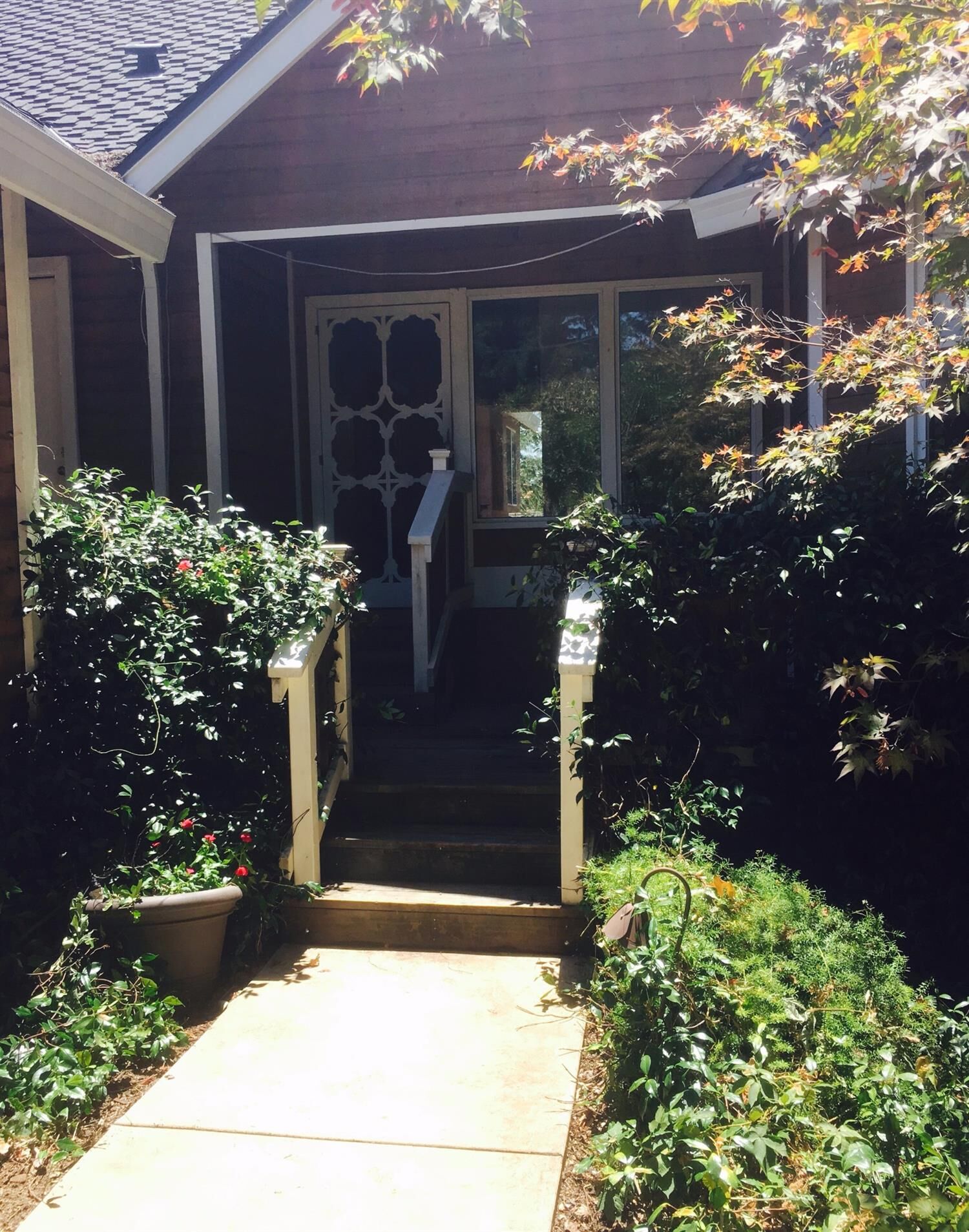Property Photo:  124 Windstar Circle  CA 95630 