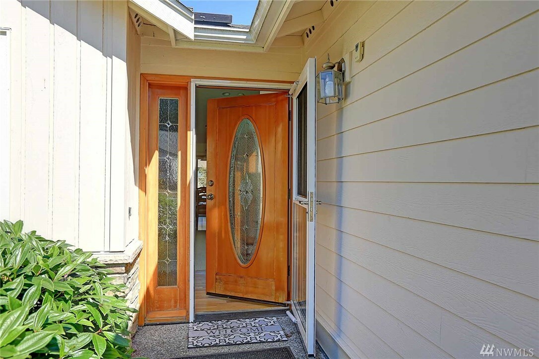 Property Photo:  1137 Portage Rd  WA 98282 