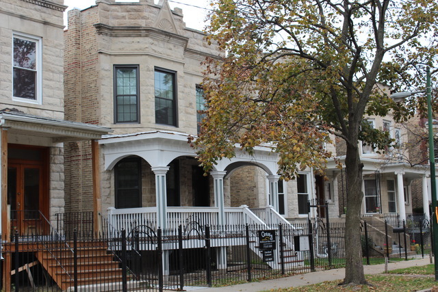 Property Photo: 1638 N Karlov Avenue 1 IL 60639