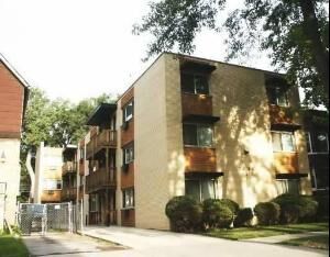 Property Photo:  7636 S Saginaw Avenue 2C  IL 60649 