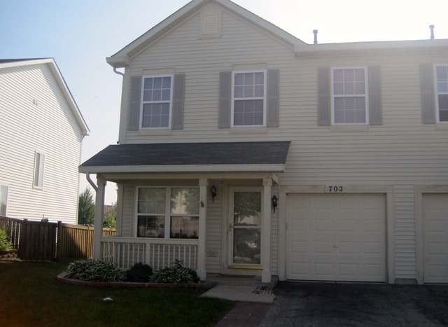 Property Photo:  702 S Shannon Drive  IL 60446 