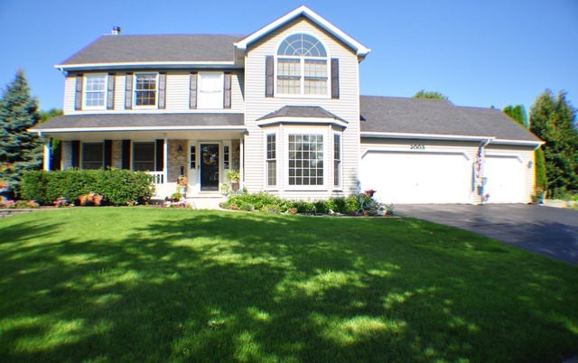 Property Photo:  2003 Yellowstar Court  IL 60564 