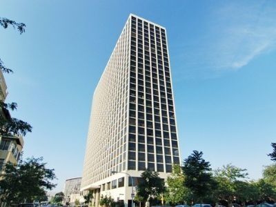 Property Photo: 4343 N Clarendon Avenue 703 IL 60613
