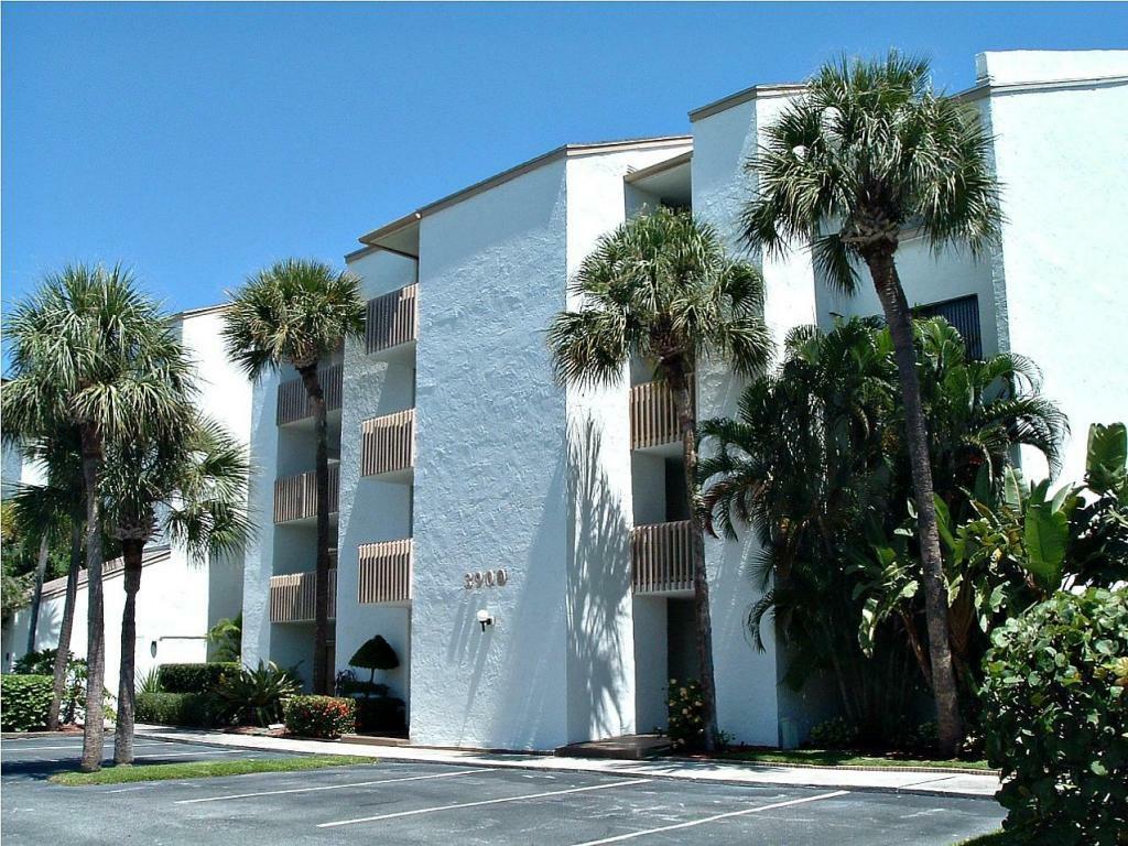 Property Photo:  2400 S Ocean Drive 3945  FL 34949 