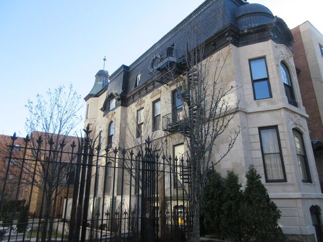 Property Photo: 509 W Wrightwood Avenue 3F IL 60614