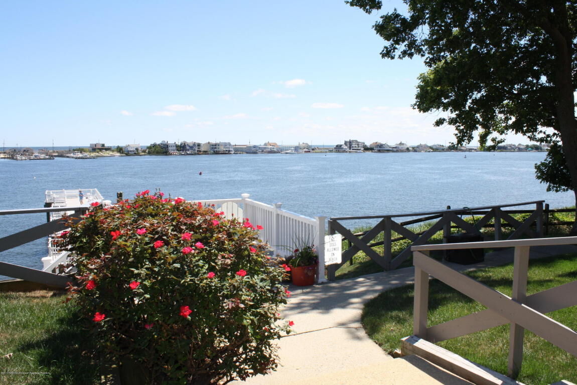 Property Photo:  200 Wyndmoor  NJ 07732 