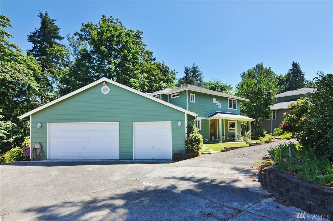 Property Photo:  21942 93rd Ave S  WA 98031 