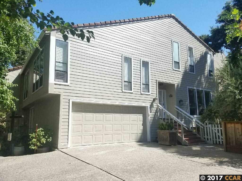 Property Photo: 16 Heritage Oaks Rd CA 94523-1621