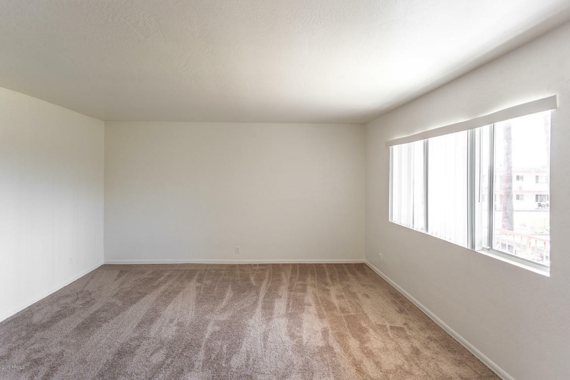 Property Photo: 1111 E Turney Avenue 2 AZ 85014