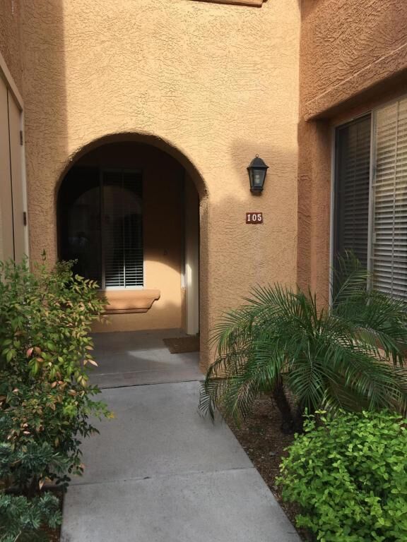 Property Photo: 10655 N 9th Street 105 AZ 85020