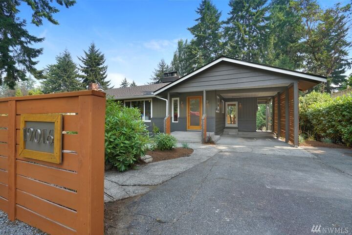 Property Photo:  19016 Firlands Wy N  WA 98133 