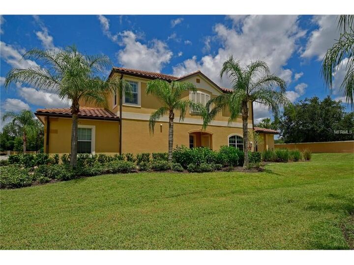 Property Photo:  8125 Miramar Way 104  FL 34202 