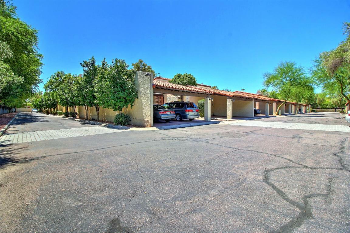 Property Photo: 11 E Loma Lane AZ 85020