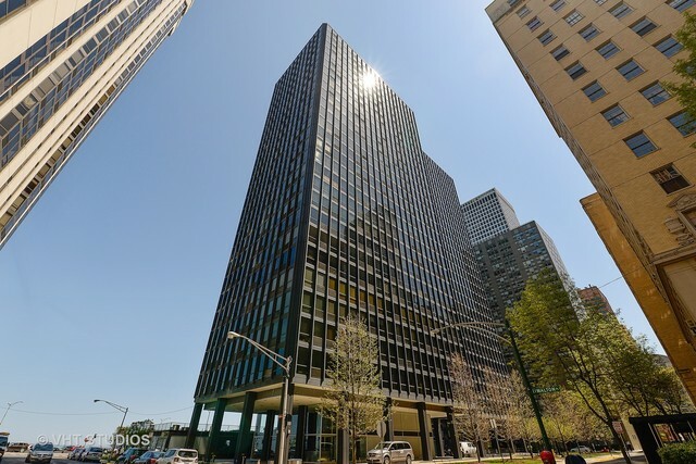 Property Photo:  910 N Lake Shore Drive 817  IL 60611 